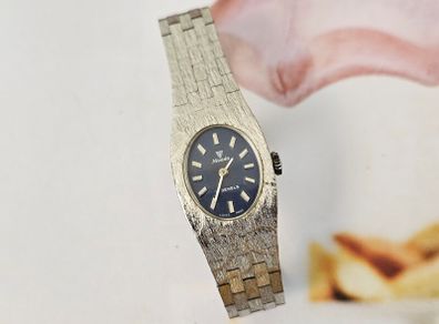 Vintage Swiss Made Nivada Lady's Mechanical Wind up Swiss Watch from 1960s