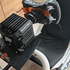 Fanatec CSL 8nm. Ready to Race Bundle