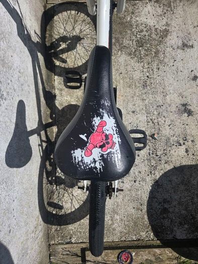 Apollo force 18 white BMX kids bike