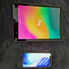 Apple IPAD & Apple IPhone