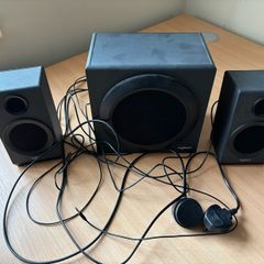 Logiteck z333 2.1 sound system