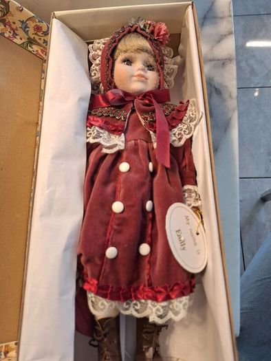 collectible dolls