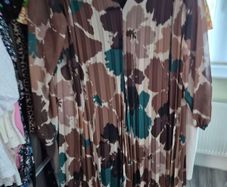 dress.size 22