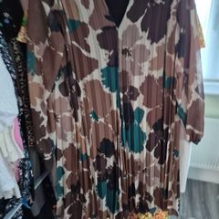 dress.size 22