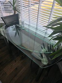 Glass dining table & 2 chairs