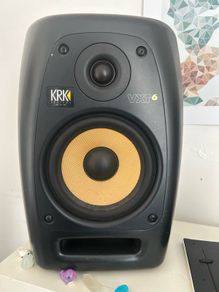 KRK VXT6 Monitors
