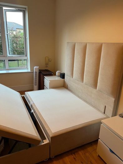 king size bed with ottoman