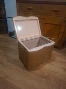 Vintage Lloyd loom basket