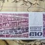 10 Pound B Series 8/12/80 Irish Note Image 2