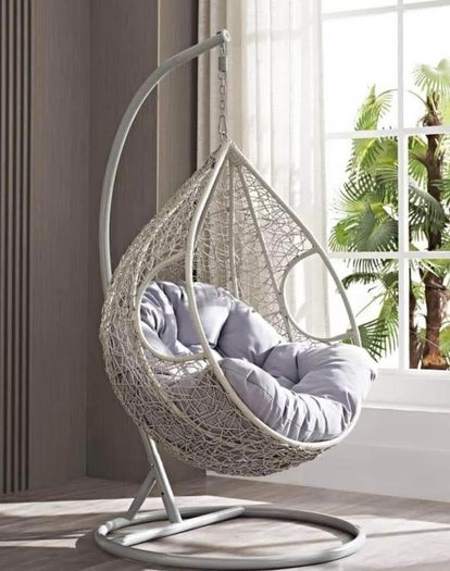 Egg chair