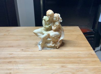 Figurines