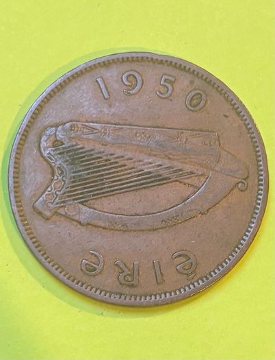 vintage pre-decimal Irish 1 pingin (one penny) bronze coin