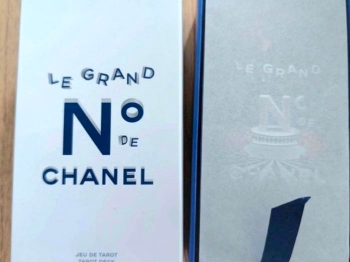Original CHANEL Le Grand N. de CHANEL tarot cards deck brand new & sealed