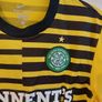 celtic away jersey Image 2