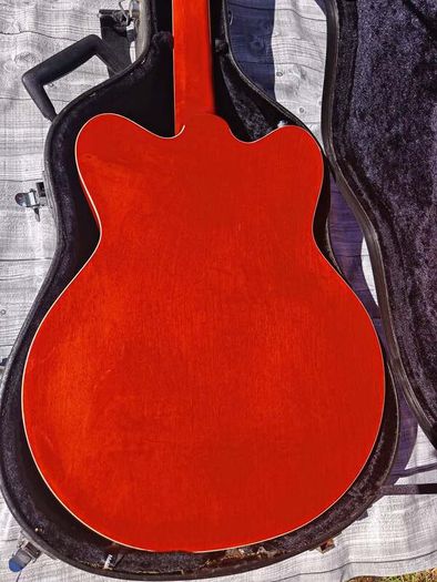 Gretsch 5122T Hollow Body guitar + Hard Case (Delivery available)