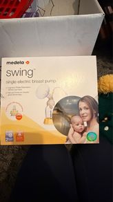 Medela Medela Solo Breast Pump + Haakaa pumps x2