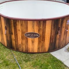 Inflatable Hot Tub
