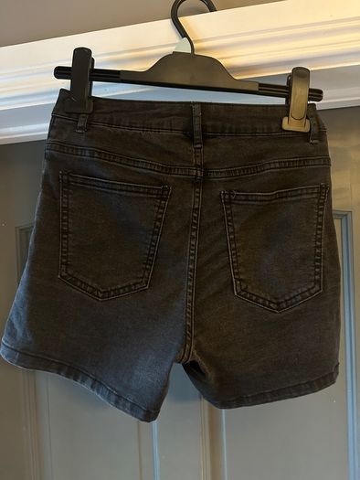 PENNYS Black denim shorts Size 6
