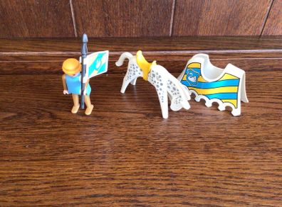 Vintage 1974 Playmobil Geobra battle horse and figure