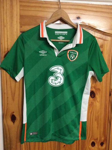 Ireland Football. Official Umbro Youths Xtra Large Boys Home Jersey.Matching Shorts Also Available. Collect In Dublin Or Receive Via Post.