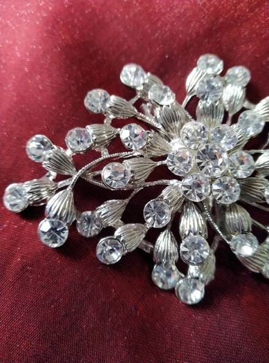 Large Diamonte Brooch