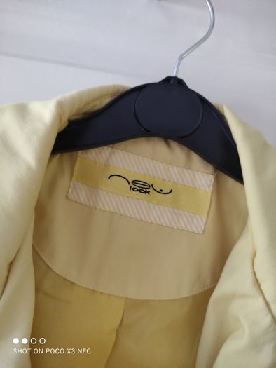 New look yellow coat size fits Xs s