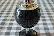 Retro cigarette lighter