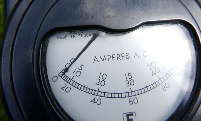 Vintage Ferranti Clip on Ammeter Clamp, in the original leather case