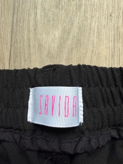 Black trousers