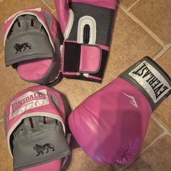 ladies boxing gloves