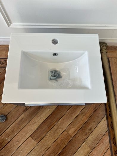 Wall mounted vanity unit
