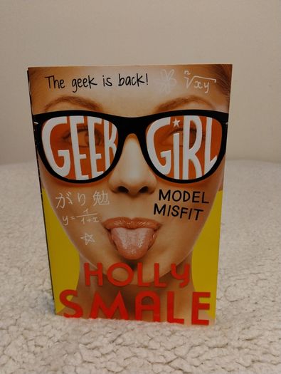 Geek Girl books by Holly Smale