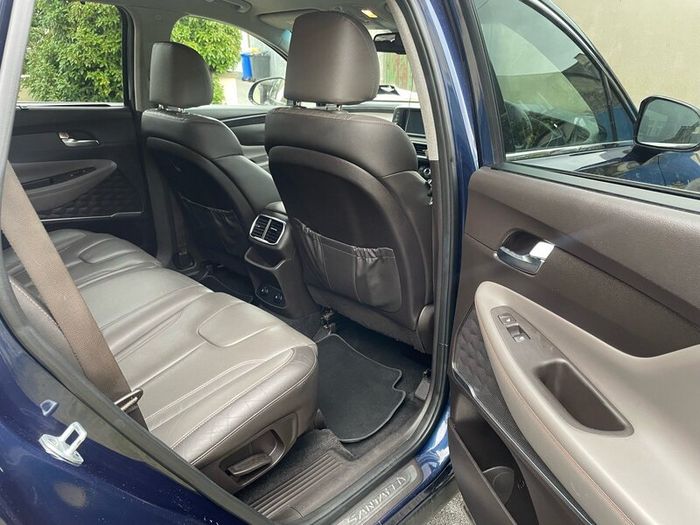 Hyundai Santa Fe 2WD Executive Plus 5DR