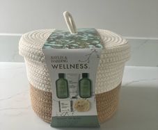 Baylis & Harding Wellness Basket of Bliss