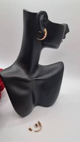 9 ct gold earrings