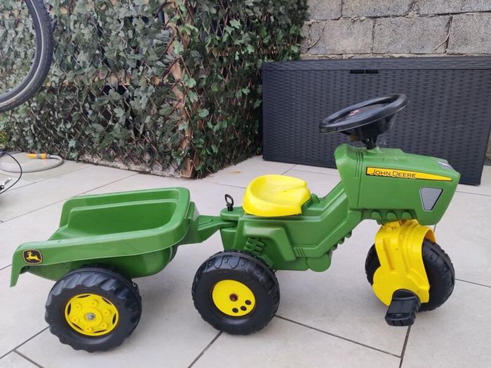 tractor