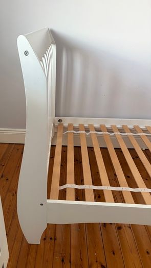 Single bed - white sleigh bed