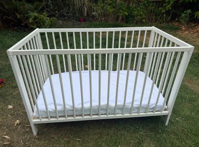 Ikea cot (Gulliver)
