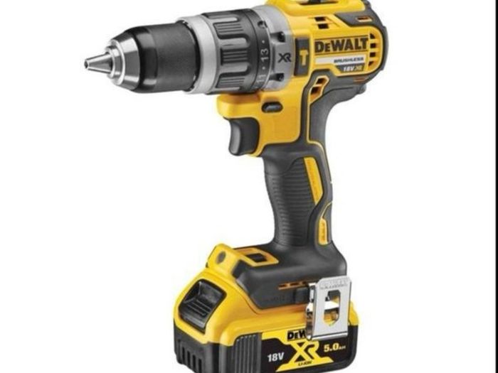 DeWalt DCK266P2T Combi Drill and Impact Driver Kit