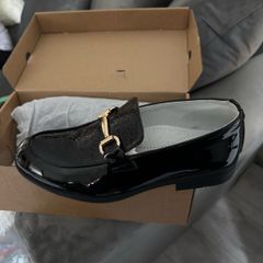Boys shoes
