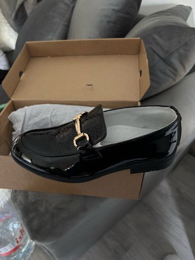 Boys shoes