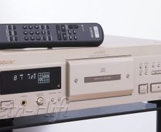 Sonys legendary Audiophile Quality Giant Killer XA20ES CD Player Champagne gold edition check the reviews on this its absolutely outstanding piece of Japanese Hifi Gold