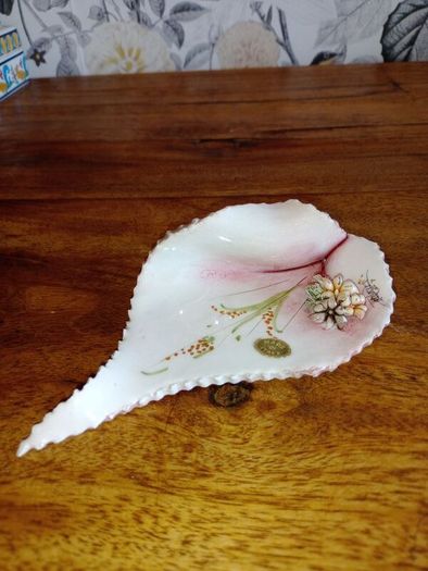 Vintage Italian Hand Painted Signed Leaf