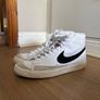 Nike Blazer Mid 77 Image 3