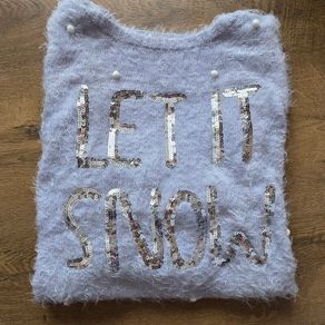 Christmas jumper Let It Snow