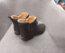 Chooka women waterproof fur lined Ankle Boots Size 9