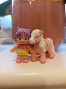 Magnetic toy girl and horse