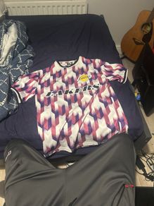 Lakers t shirt