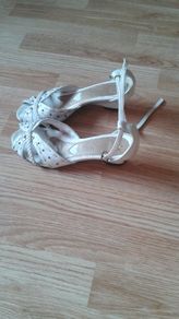 white summer shoes