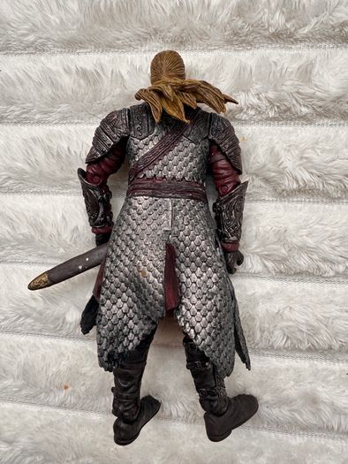 2002 Lord Of The Rings The Two Towers Rohirrim Action Figure approx. 16 cm. Used Damaged Loose legs Please see photos